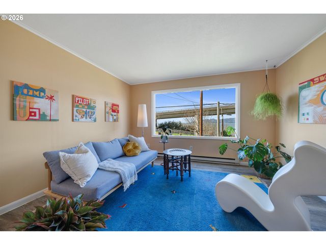 301 ALAMEDA Ave, Astoria, OR 97103