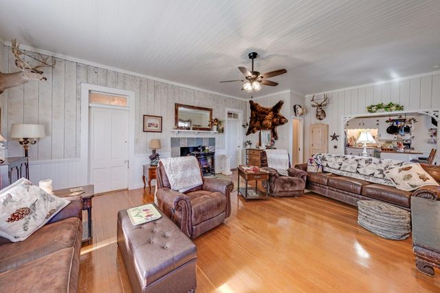 3217 Pleasant Valley Rd, Placerville, CA 95667