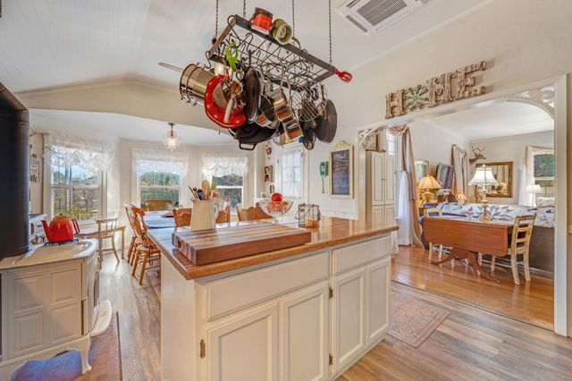 3217 Pleasant Valley Rd, Placerville, CA 95667