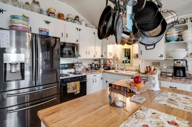 3217 Pleasant Valley Rd, Placerville, CA 95667