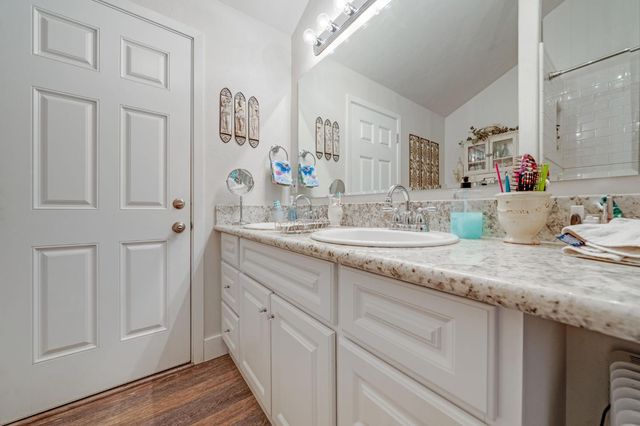 3217 Pleasant Valley Rd, Placerville, CA 95667