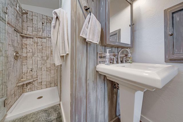 3217 Pleasant Valley Rd, Placerville, CA 95667