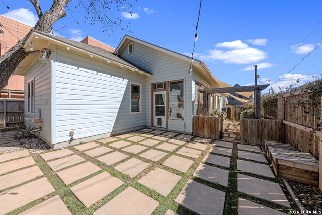 403 N Palmetto, San Antonio, TX 78202