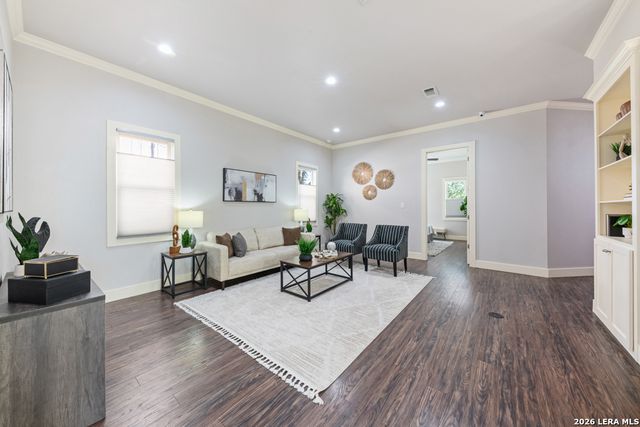 403 N Palmetto, San Antonio, TX 78202