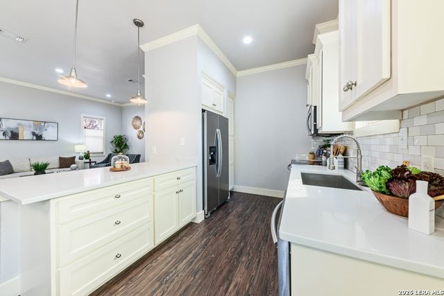 403 N Palmetto, San Antonio, TX 78202