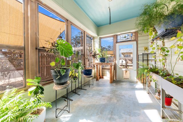 403 N Palmetto, San Antonio, TX 78202