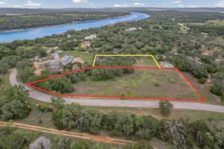 1449 Las Entradas DR, Spicewood, TX 78669