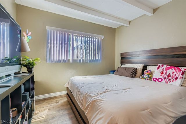 2105 Stanley Avenue, North Las Vegas, NV 89030