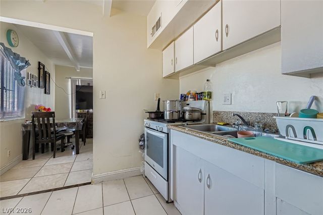 2105 Stanley Avenue, North Las Vegas, NV 89030