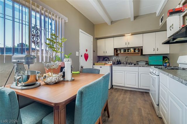 2105 Stanley Avenue, North Las Vegas, NV 89030