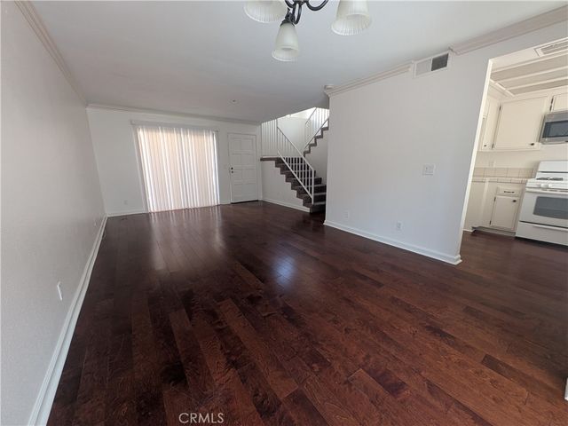 1814 8th, Monrovia, CA 91016