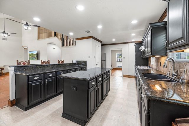 3405 Stonecrest Court, Pearland, TX 77581