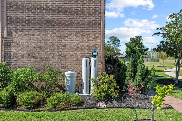 3405 Stonecrest Court, Pearland, TX 77581