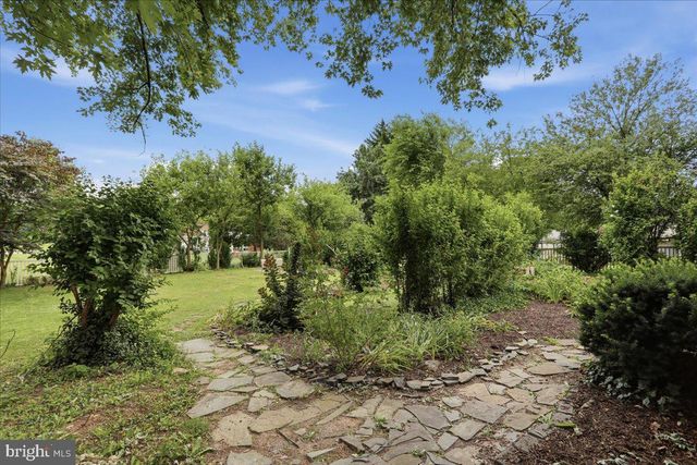 2964 ROOSEVELT DR, Chambersburg, PA 17201