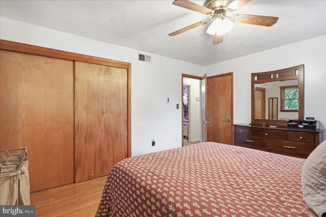 2964 ROOSEVELT DR, Chambersburg, PA 17201
