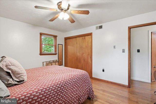 2964 ROOSEVELT DR, Chambersburg, PA 17201
