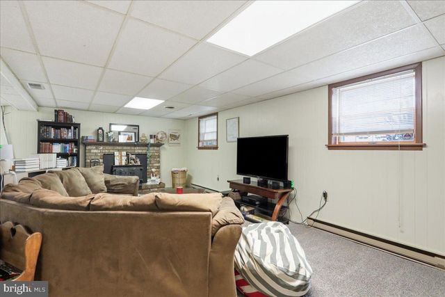 2964 ROOSEVELT DR, Chambersburg, PA 17201