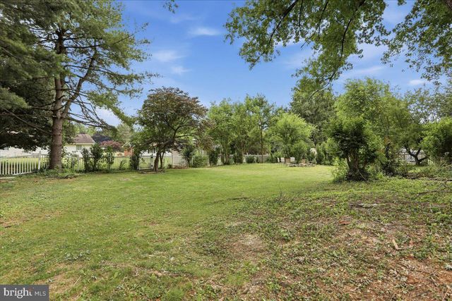 2964 ROOSEVELT DR, Chambersburg, PA 17201