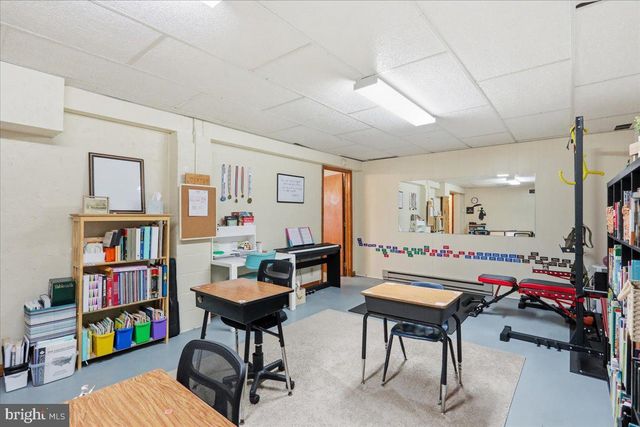 2964 ROOSEVELT DR, Chambersburg, PA 17201