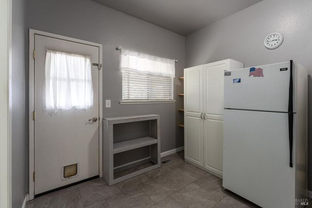 1260 Sequoia Plz, Ukiah, CA 95482