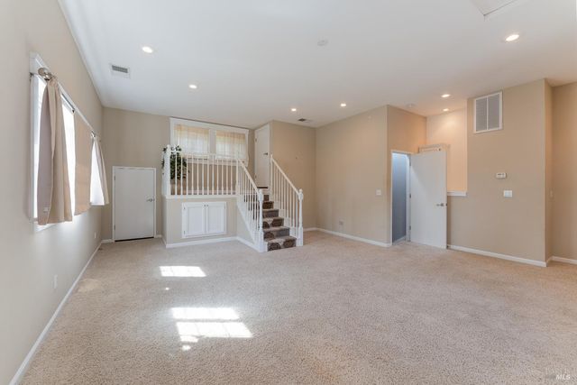 1260 Sequoia Plz, Ukiah, CA 95482