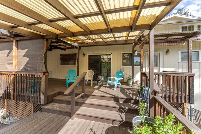 1260 Sequoia Plz, Ukiah, CA 95482