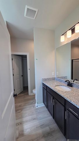25662 Tarver Dr, Denham Springs, LA 70726