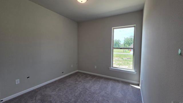 25662 Tarver Dr, Denham Springs, LA 70726