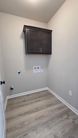 25662 Tarver Dr, Denham Springs, LA 70726