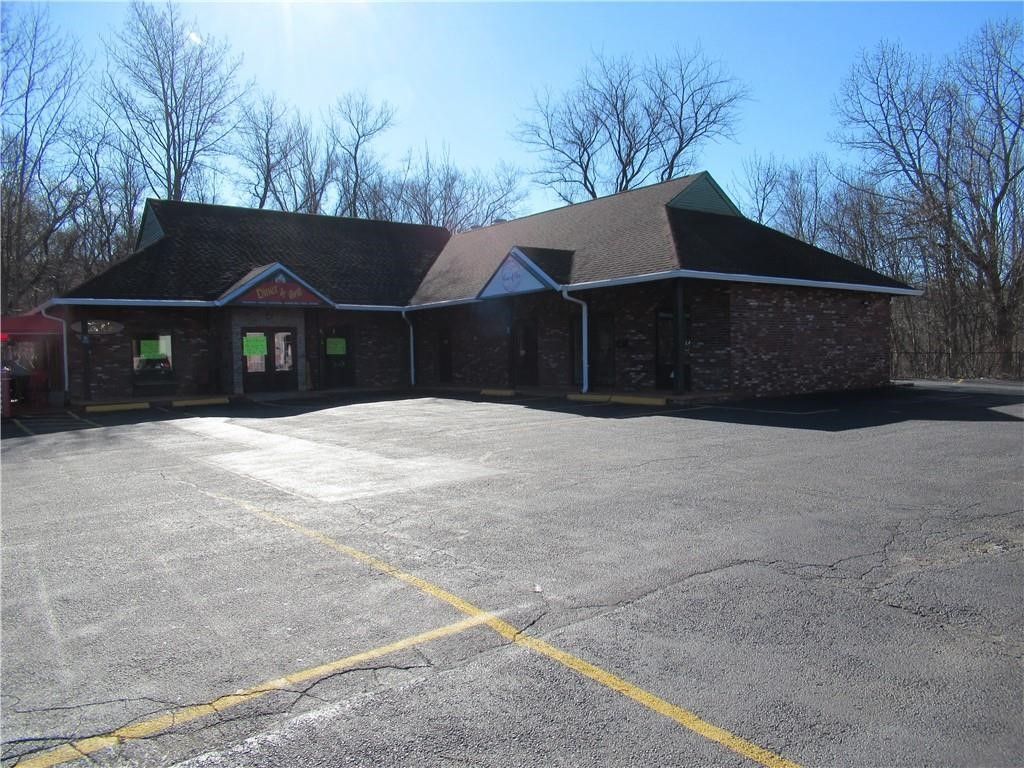45 Quaker Lane Lane 1, West Warwick, RI 02893