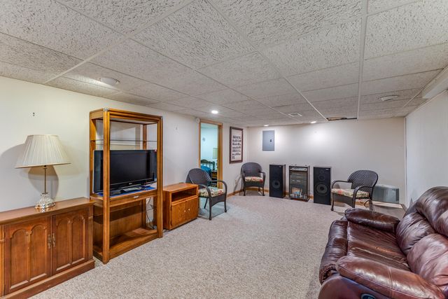 920 E Shoop Road 920 E Shoop Road, Tipp City, OH 45371