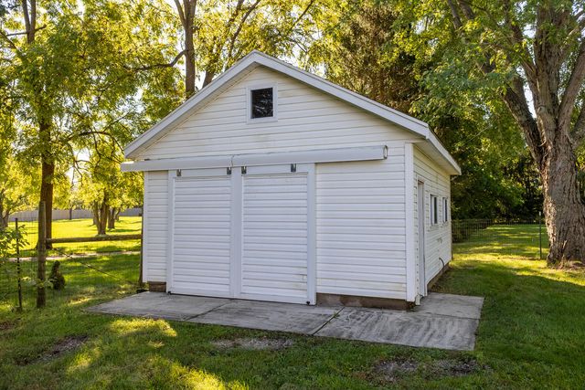 920 E Shoop Road 920 E Shoop Road, Tipp City, OH 45371