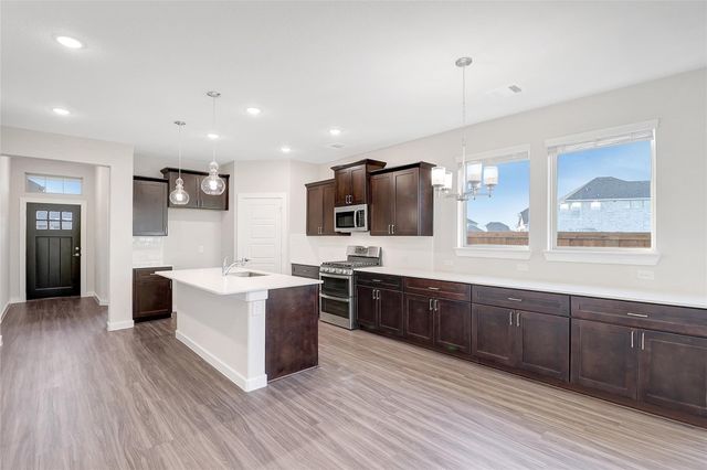 12424 Iveson Drive, Fort Worth, TX 76052