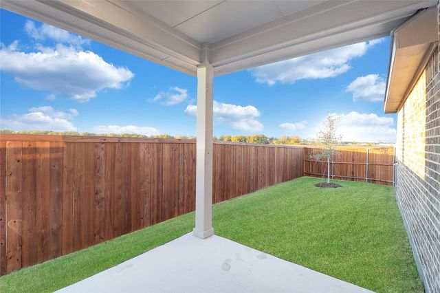 12424 Iveson Drive, Fort Worth, TX 76052