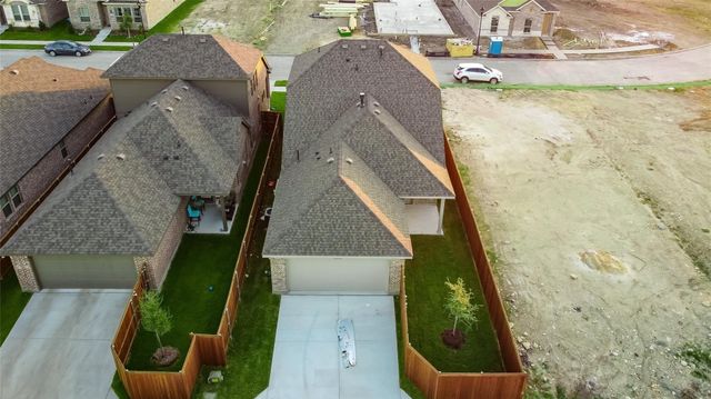 12424 Iveson Drive, Fort Worth, TX 76052