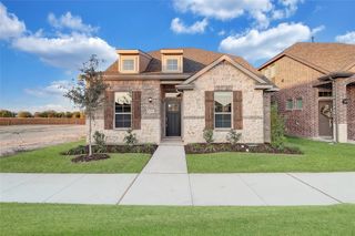 12424 Iveson Drive, Fort Worth, TX 76052
