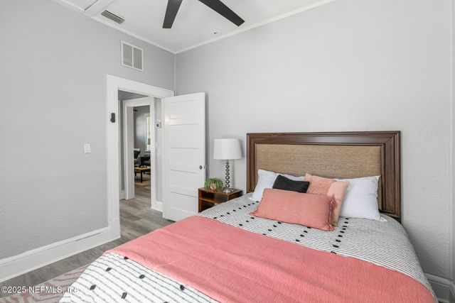 325 E 63RD Street, Jacksonville, FL 32208