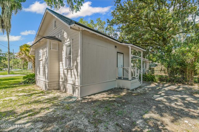 325 E 63RD Street, Jacksonville, FL 32208
