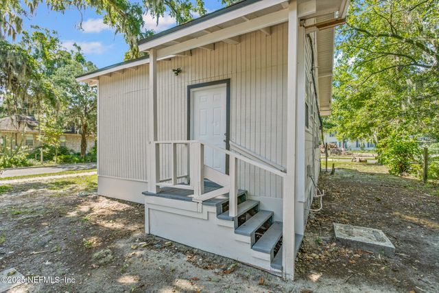 325 E 63RD Street, Jacksonville, FL 32208