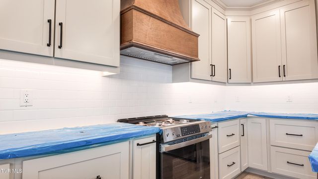 310 Monroe Drive, Bristol, TN 37620