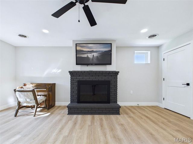 622 Grandview Drive, Edwardsville, IL 62025