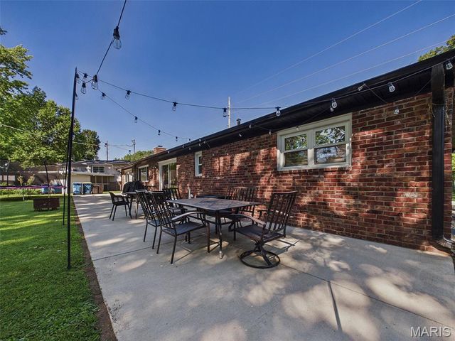 622 Grandview Drive, Edwardsville, IL 62025