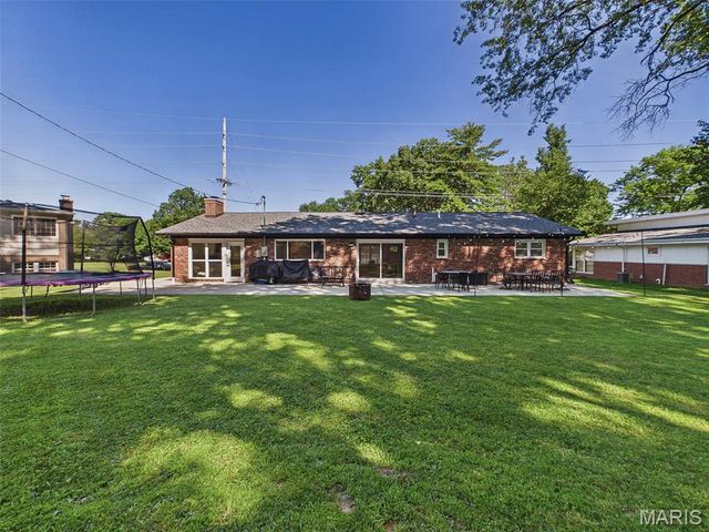 622 Grandview Drive, Edwardsville, IL 62025