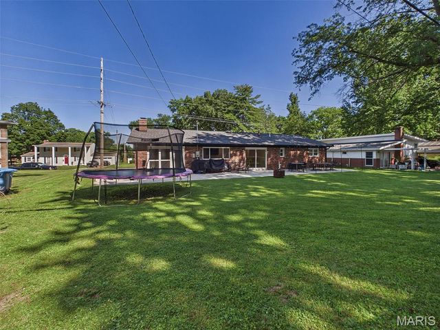622 Grandview Drive, Edwardsville, IL 62025