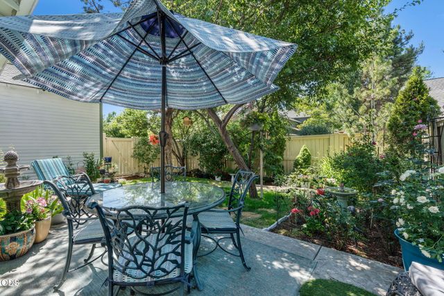 20621 Couples Lane, Bend, OR 97702