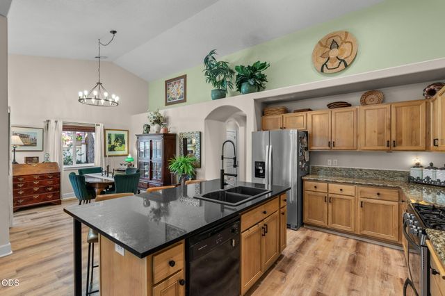 20621 Couples Lane, Bend, OR 97702