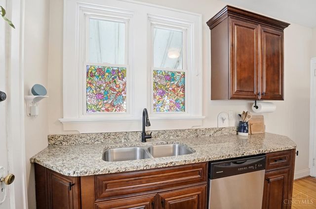 4419 Grove Avenue, Green Twp, OH 45211