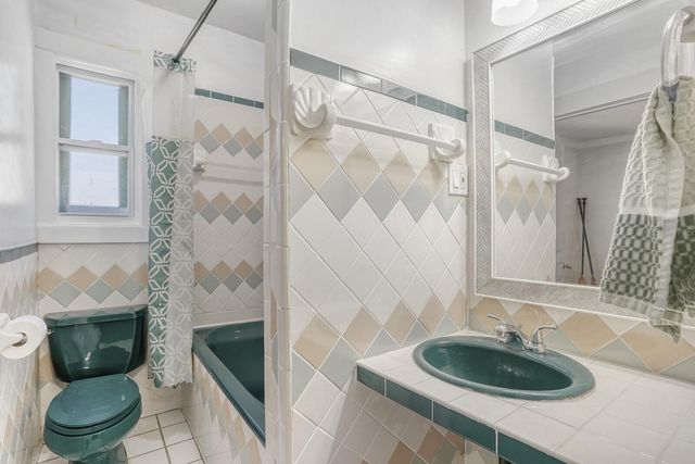 1605 10TH AVENUE W, Palmetto, FL 34221