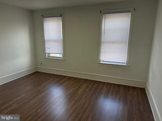 28 S 2ND ST, Frackville, PA 17931