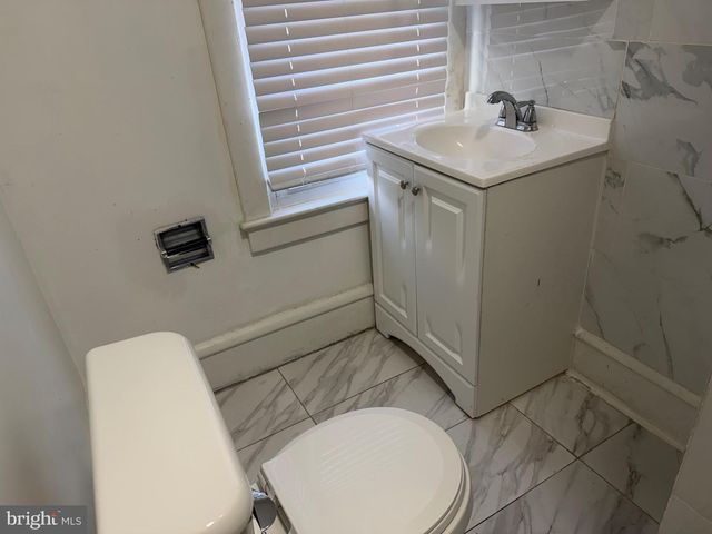 28 S 2ND ST, Frackville, PA 17931